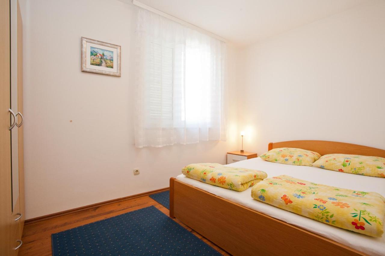 Apartments Glibo Near The Sea And Town Center! Krk Town Exteriér fotografie